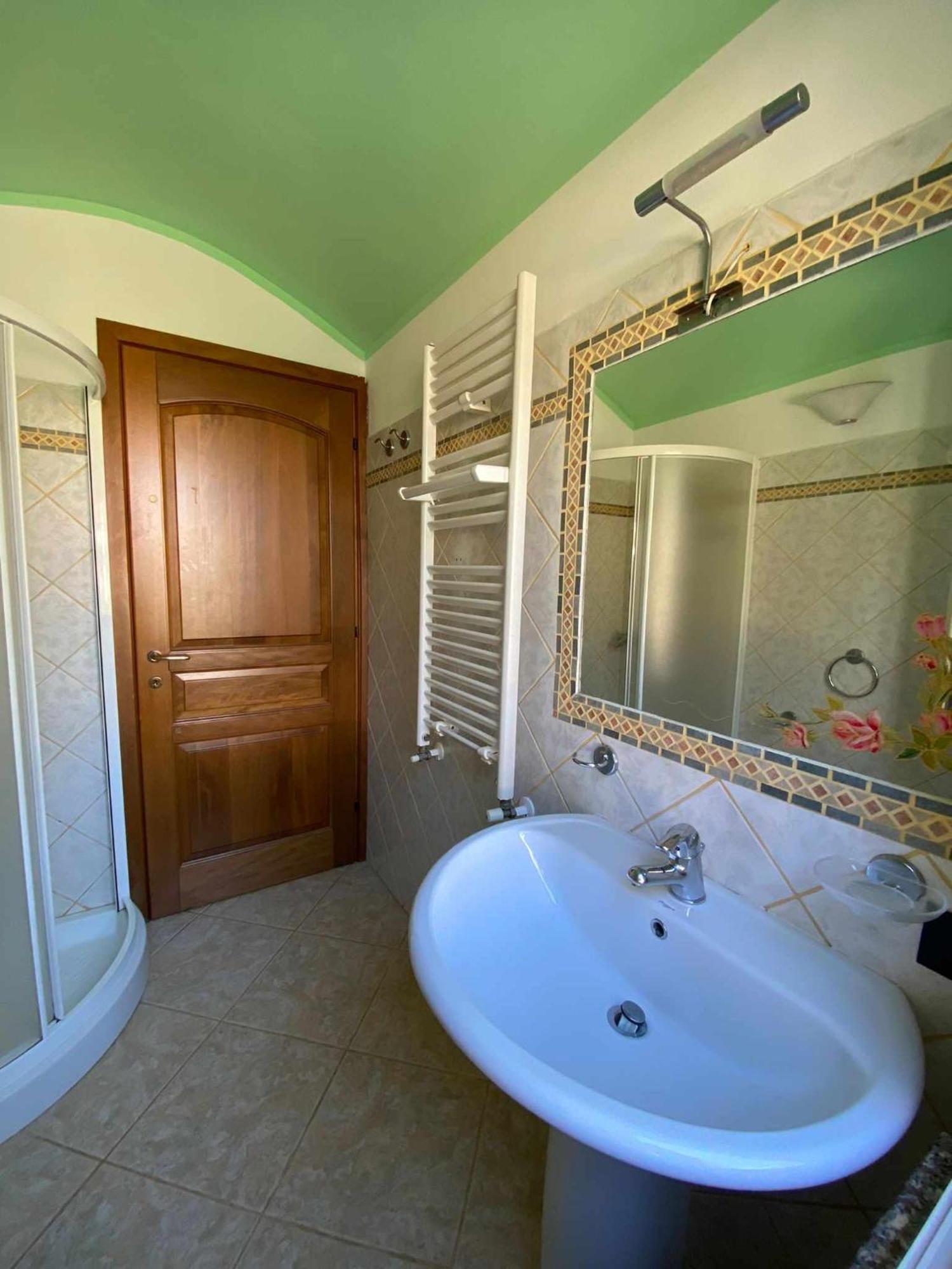Portu Hill Apartment *