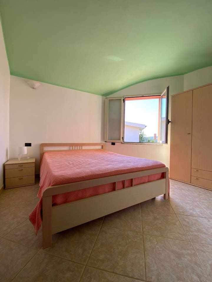 Portu Hill Apartment *